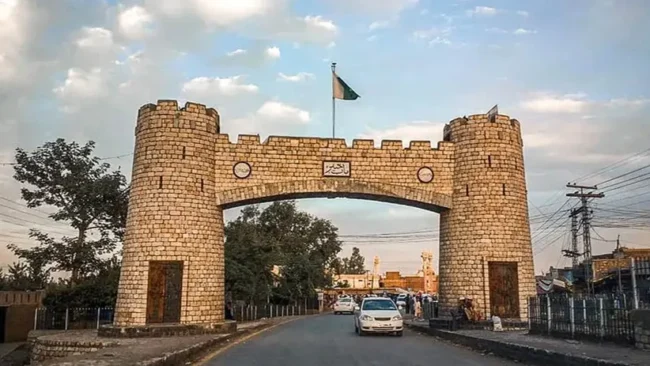 Smooth Packers in Peshawar